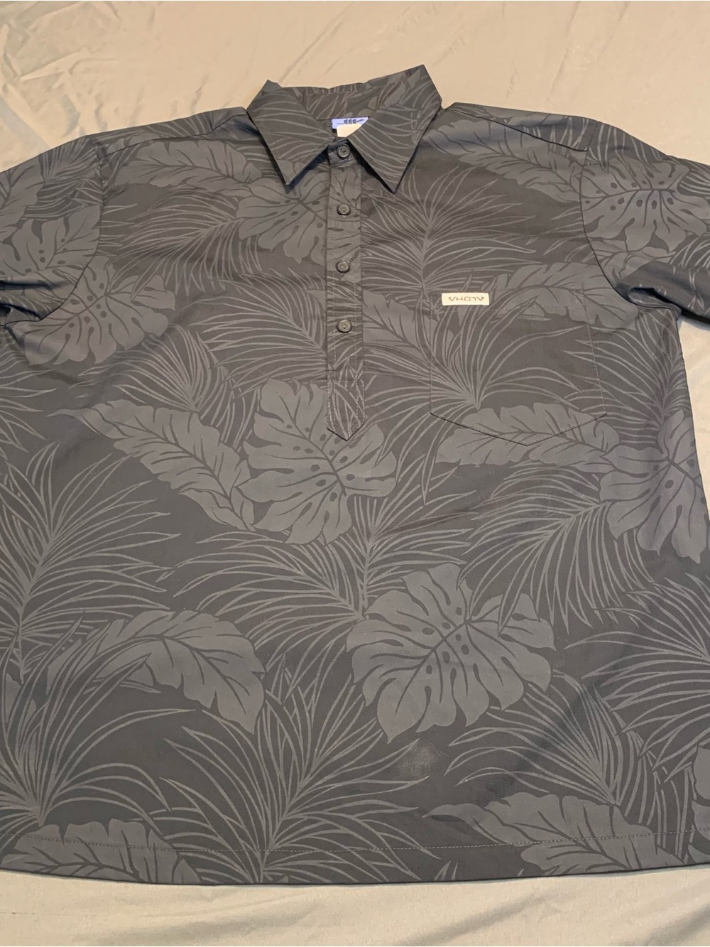 Men’s All Black Aloha Floral Shirt Cotton/ Poly Size Large Made In Hawaii USA